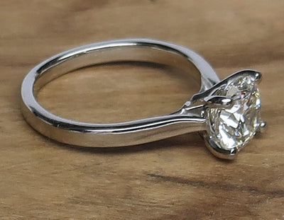 Creating Custom Diamond Rings: Luxury Within Your Reach