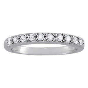 18K White Gold 1/5 ct tw Diamond Wedding Ring