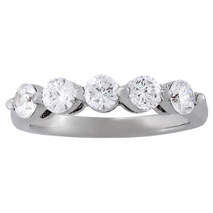 18K White Gold 1/2 ct tw Diamond Wedding Ring