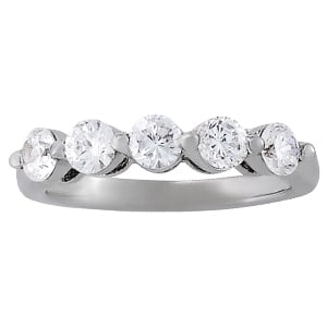 18K White Gold 1/2 ct tw Diamond Wedding Ring