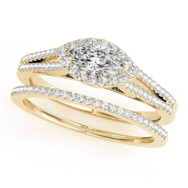18K Yellow Gold 1 1/3 ct tw Halo Diamond Engagement Ring