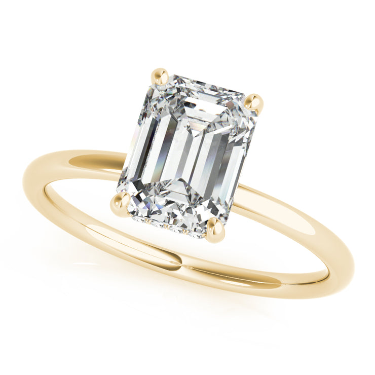 ENGAGEMENT RING EMERALD CUT CENTER