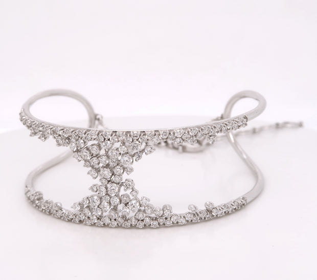 18K Classic Elegant Pavé Diamond Cuff Bracelet